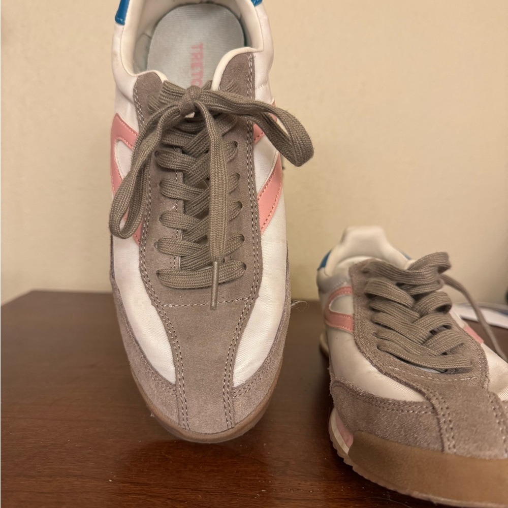 Tretorn Women's Sneakers - White, Pink, Gray